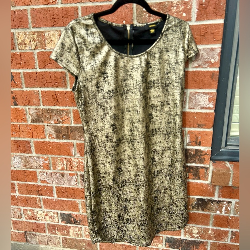 Elegant Gold Shift Dress Size Large NWOT